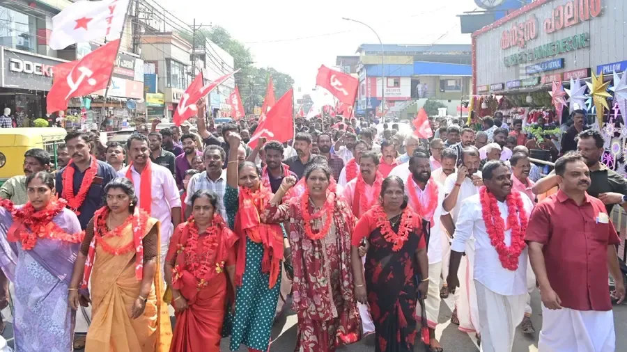 BJP's Sabarimala gold issue loses glitter, Pandalam Municipality votes for hung house 17f3f83715bd829325651abe5ac1c2b3