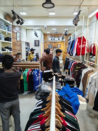 UD MENS FASHION STORE
